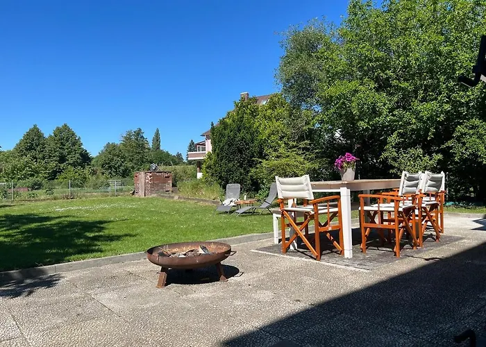 Ck Business 4br, Wlan, Parking Апартаменты *